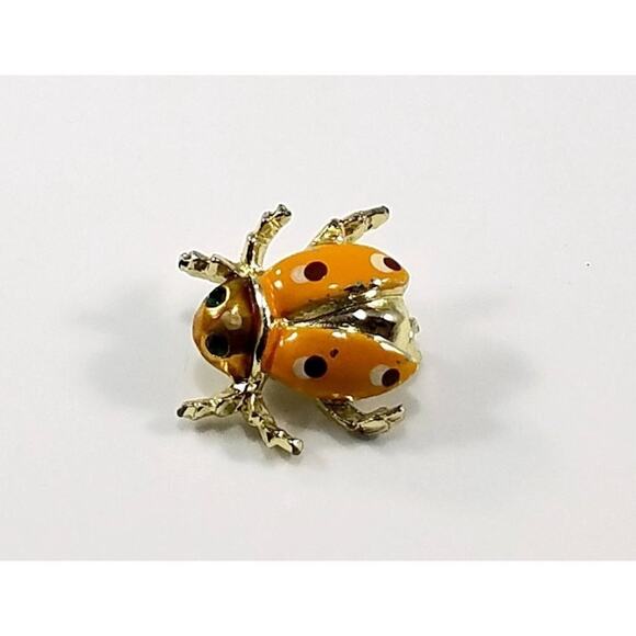 Vintage Peach Enamel Ladybug Brooch Green Rhinestone Eyes Gold Tone Pin - Picture 4 of 10